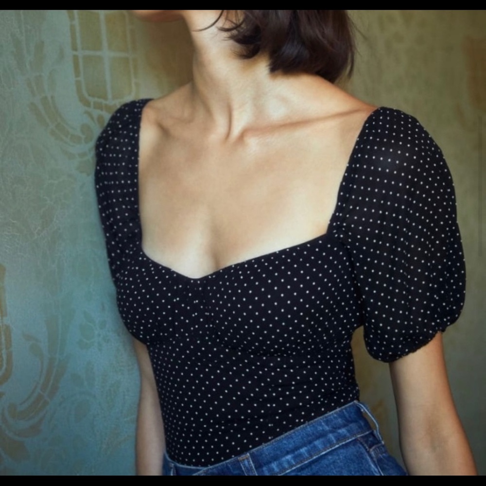 Reformation berry top